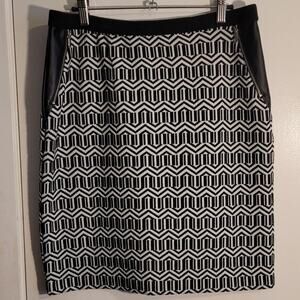 Raffaella Stretch Textured Pencil Skirt M Graphic Pull On Faux Leather Career